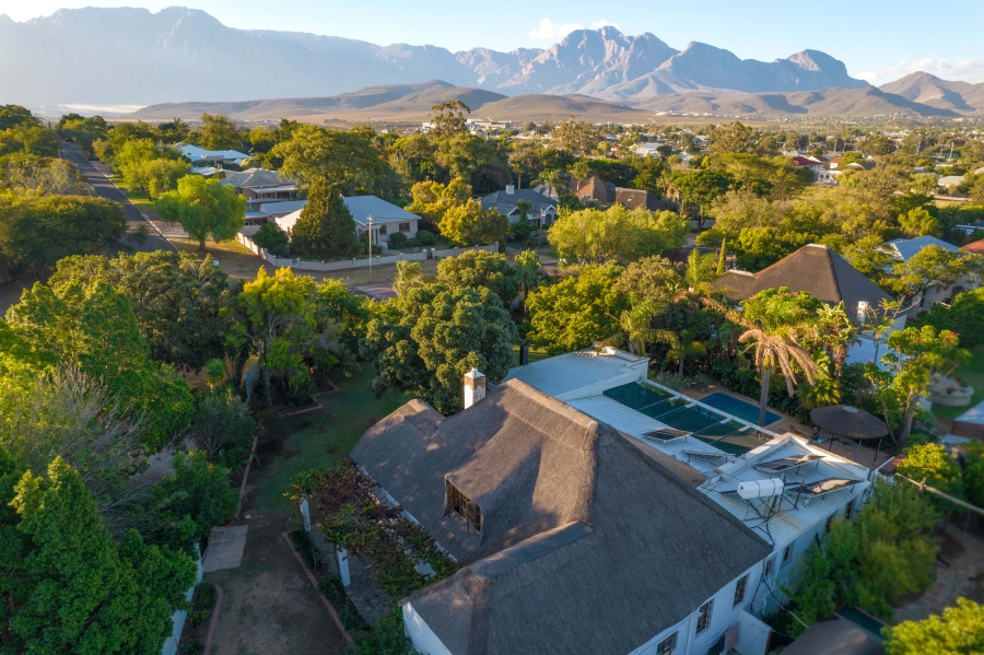 5 Bedroom Property for Sale in Langerug Western Cape